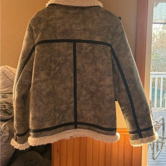 Levi’s Men's Shearling Aviator Jacket - Picture 10 of 11